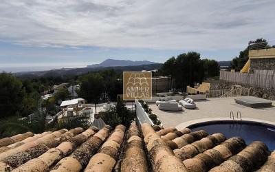  Fantástica villa con vistas panorámicas al mar.